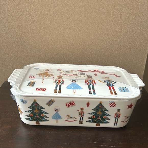 Grace Pantry Nutcracker Christmas Trees Oven Safe Covered Casserole Dish Lid - Picture 1 of 2